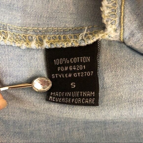 Timing Button Up Denim Collared Top Rollup… - Picture 7 of 8